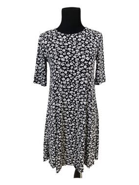 Old Navy Black and White Floral Skater Dress Size XS- NEW